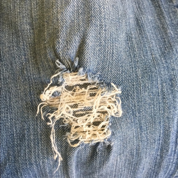 Trendy GAP capris - Picture 4 of 6